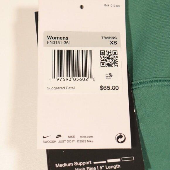 NWT Nike Medium-Support High-Waisted 5" Biker Shorts with Pockets Size XS - Picture 8 of 15
